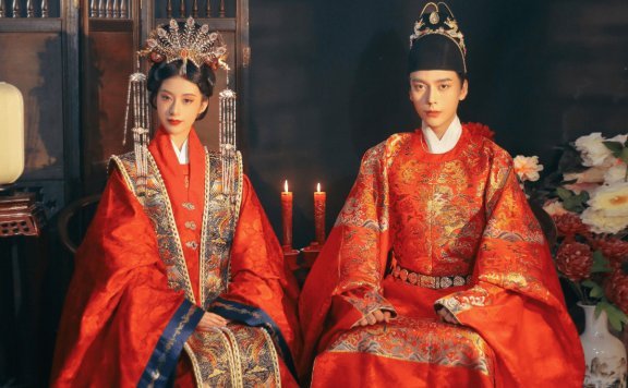 Oriental Romance - the Evolution of Traditional Chinese Wedding Dresses