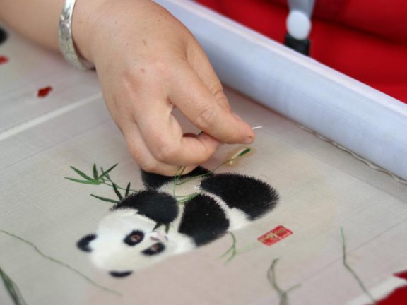 The Art of Shu Embroidery: A Timeless Treasure of Chinese Culture