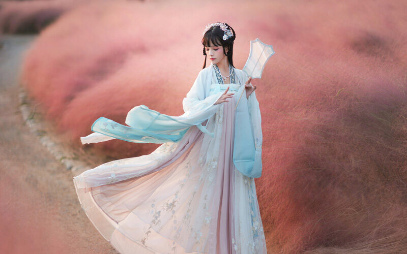 Hanfu Culture: Traditional Beauty Marching Towards the World