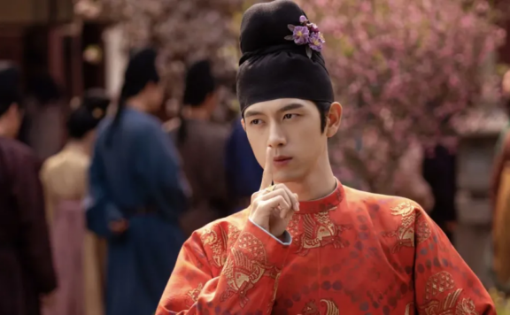 Li Xian's Lavish Tang Dynasty Wardrobe in Guose Fenghua