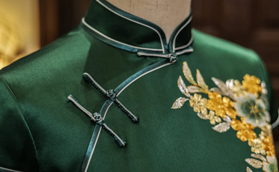 Cheongsam for the Double Ninth Festival