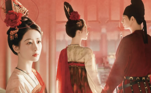 Yang Zi's New Hanfu Look: Like a Cone