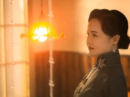 The 5 Beauties of the Qipao Woman