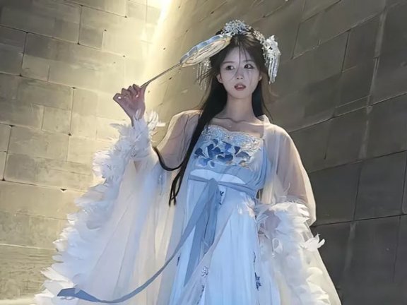 Wearing History: How Hanfu Reshapes Fashion and Identity