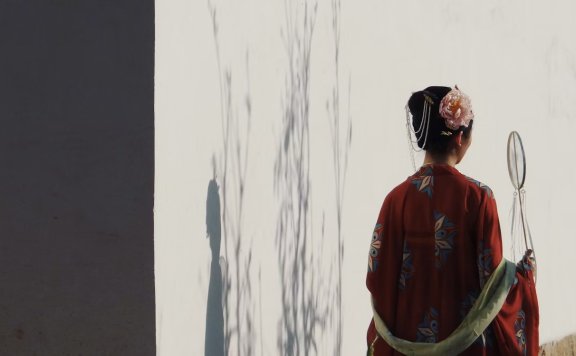 How to Turn Your Love of Hanfu into a Career