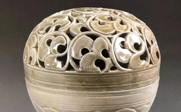 The Language of Porcelain: Understanding Song Dynasty Ceramic Markings