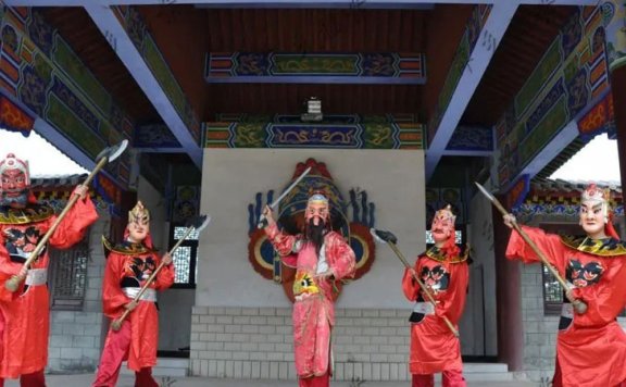 The Masked Echo: Witnessing Nuo Dance in Pingxiang