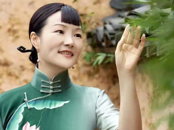 Is Your Qipao Truly Yours? The Art of Custom-Made