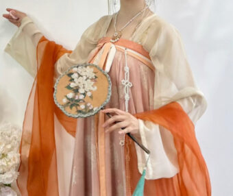Tang Dynasty Hanfu: A Beginner's Guide