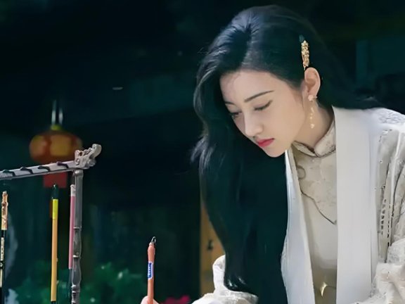 How Does Jing Tian Defy Time? Her Hangzhou Appearance Sparks Wonder