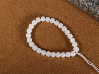 Smart Shopping Tips for Authentic Hetian Jade Bracelets