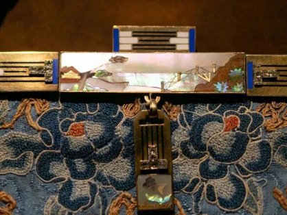 What Stories Do These 1920s Chinese Evening Bags Tell?