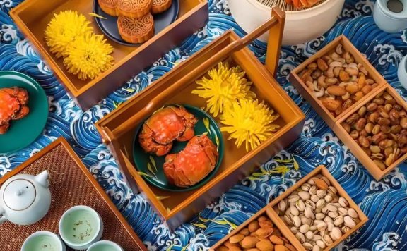 Mooncakes and Lanterns: The Enduring Charm of the Mid-Autumn Festival