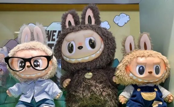 Why Did Labubu's Bubble Burst? The Shockwave in Collectible Toy Mania!