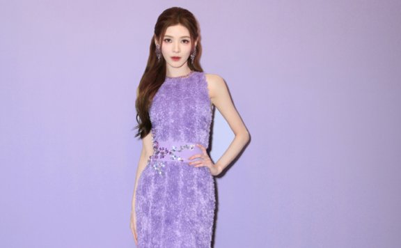 Zhang Yuxi Attends Paris Fashion Week in a Purple Gown