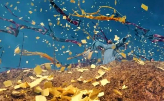 Did a Golden Slip Really Save an Empress's Life?