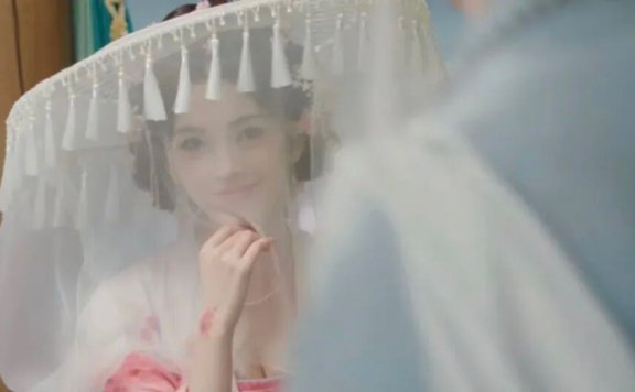 How Did a Simple Hat Steal the Entire Scene in Whispers of Fate?