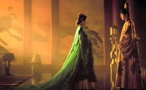 The Long Skirts in China's Historical TV Series