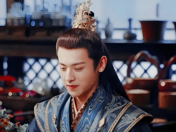 How Did Xiao Ruofeng's Noble Dreams Unravel in Blood River?