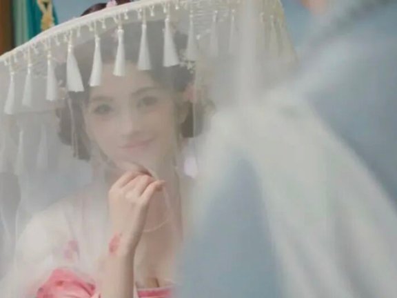 How Did a Simple Hat Steal the Entire Scene in Whispers of Fate?