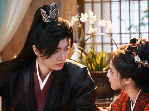 Love & Crown: Hidden Identities in Imperial Turmoil