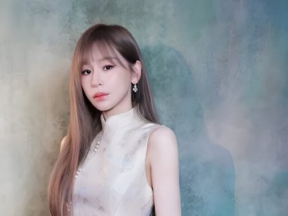 Cyndi Wang Shines in Modern Cheongsam Look