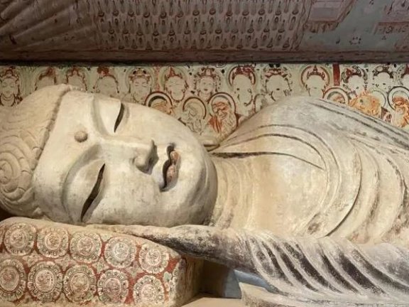 Why Gala’s Curly-Haired Feitian Sparks Debate