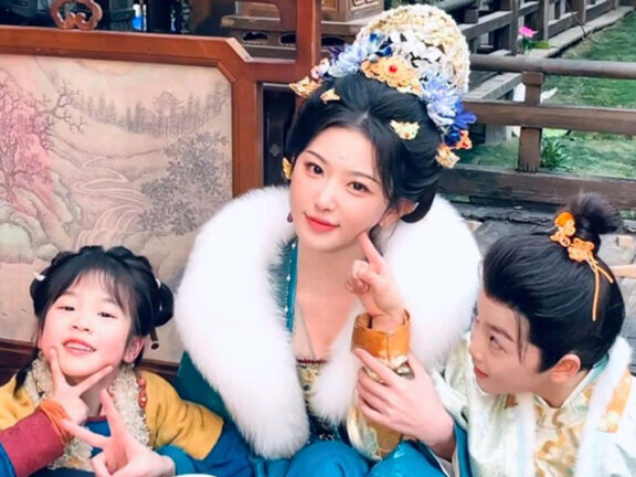 Subverting Forced Romance in Pursuit of Jade