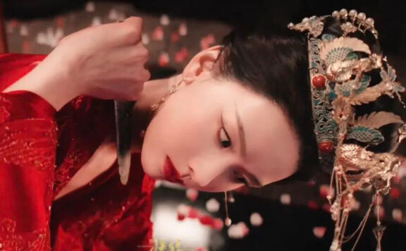 Chen Duling’s Phoenix Crown: Ming or Qing Style?