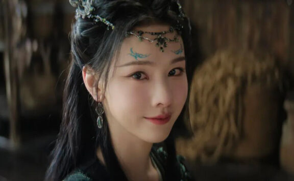 Veil of Shadows: Why Fog and Light Tops