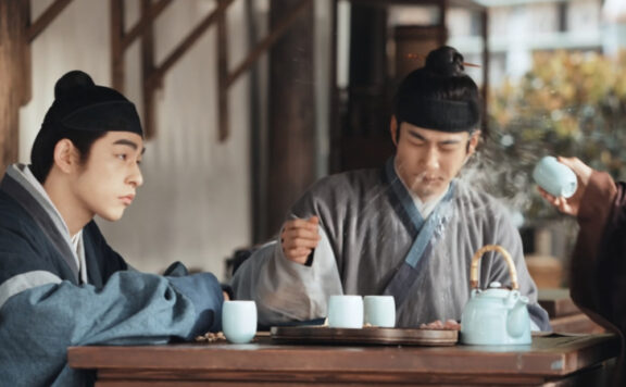 Ming Politics Behind the Ink War in The Mo